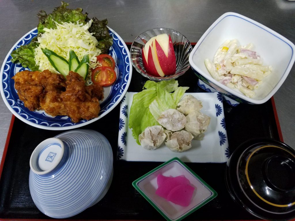 献立は日替わり（夕食）一例