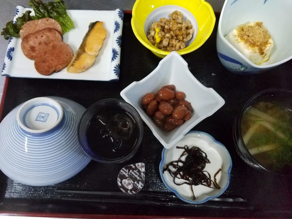 献立は日替わり（朝食）一例